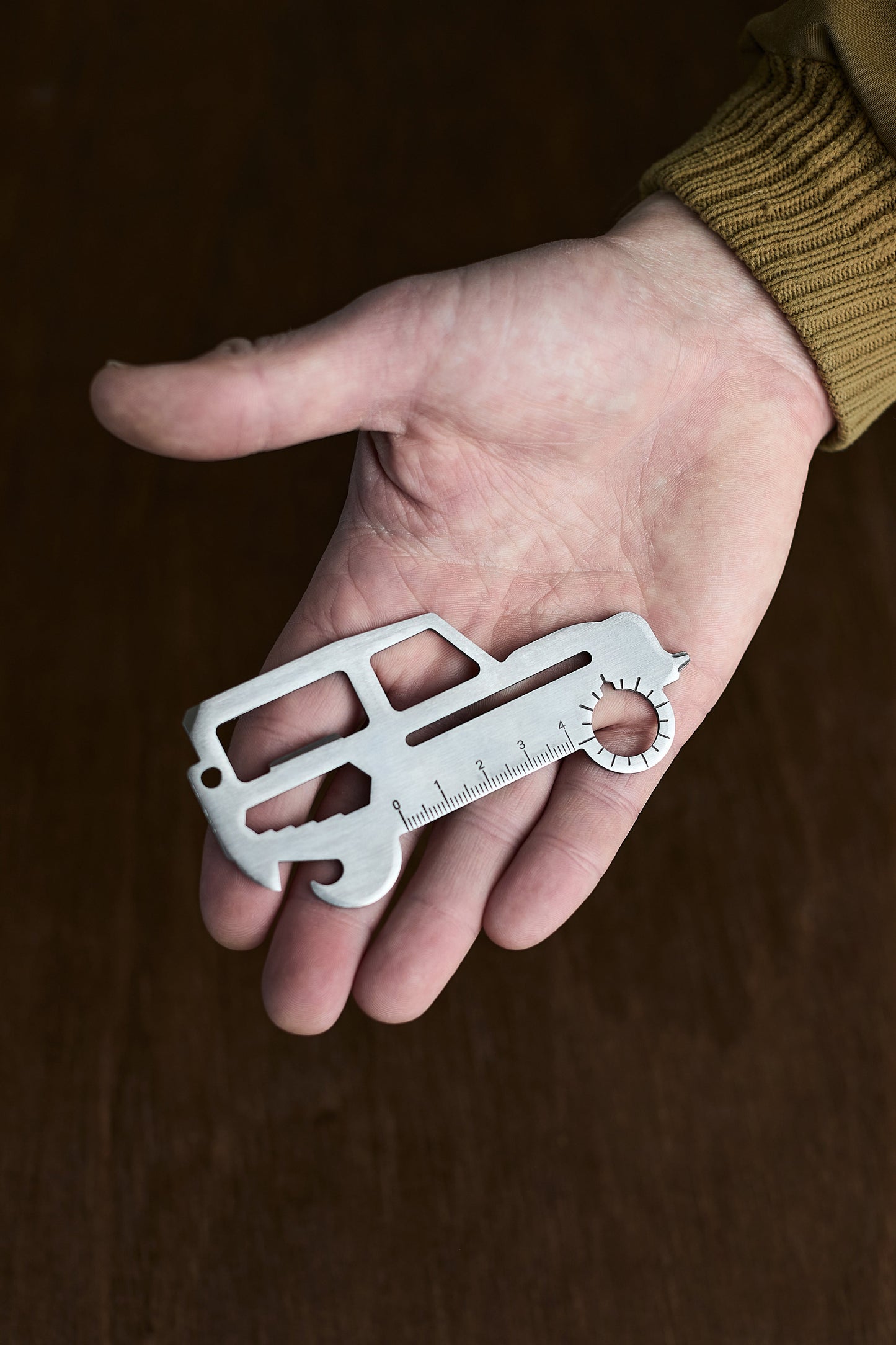 4x4 Car Credit Card Tool