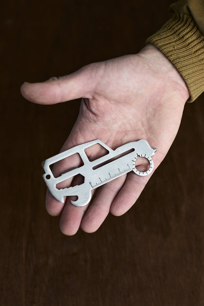 4x4 Car Credit Card Tool