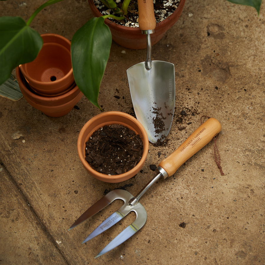 Garden hand online fork and trowel